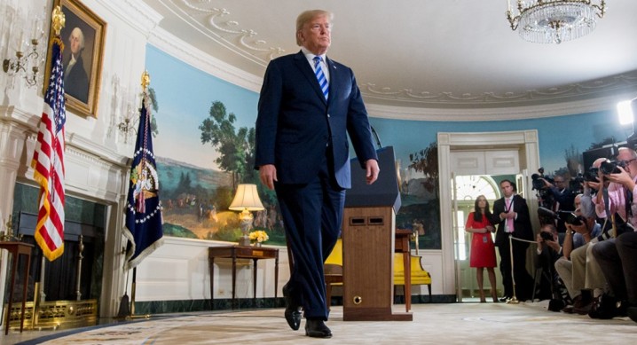 بازی مدعیان قدرت در سنگاپور