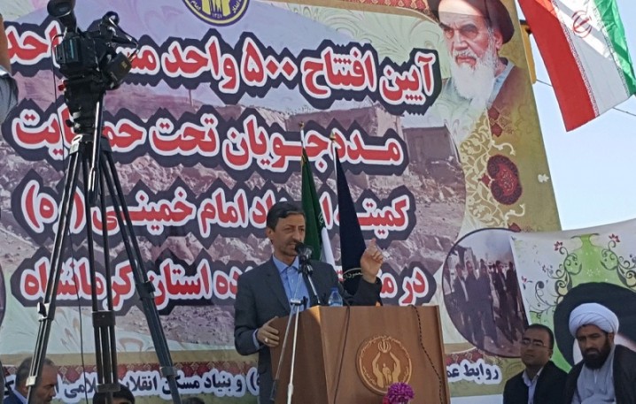 دولت با تمام قوا به زلزله ‌زدگان کرمانشاه کمک می کند