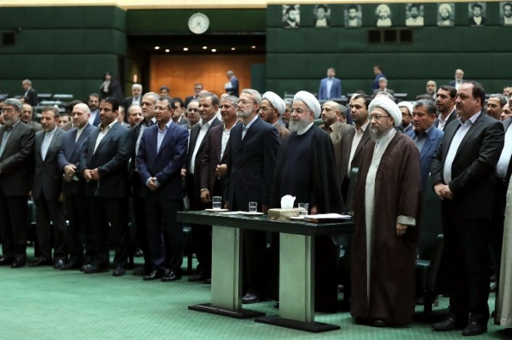 نشست سران قوا یکشنبه آینده در مجلس برگزار می شود