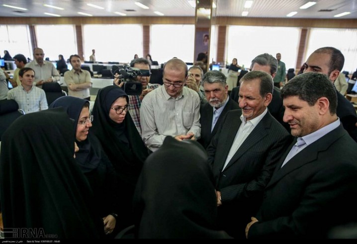 تضعیف دولت، تضعیف ایران و نظام است