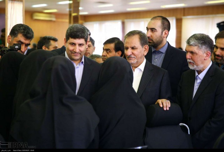 جهانگیری: دانشگاه ها به حل مشکلات کمک کنند
