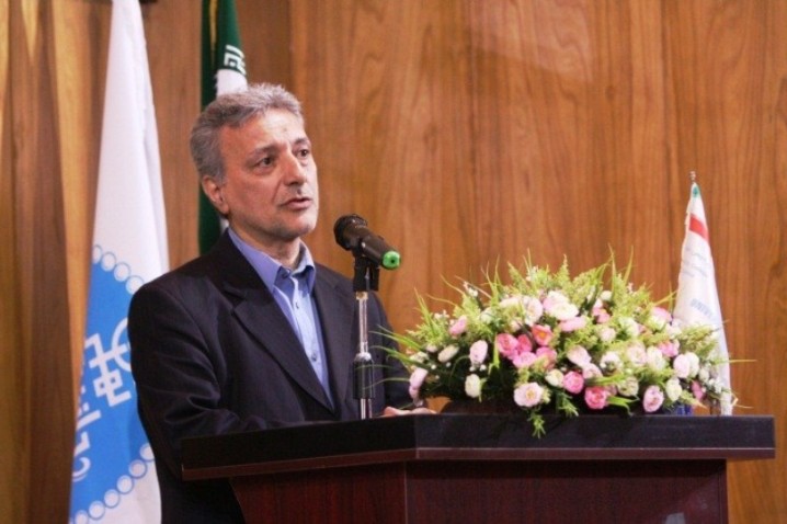 نیلی احمد آبادی: امروز بهترین زمان برای اصلاحات اساسی است