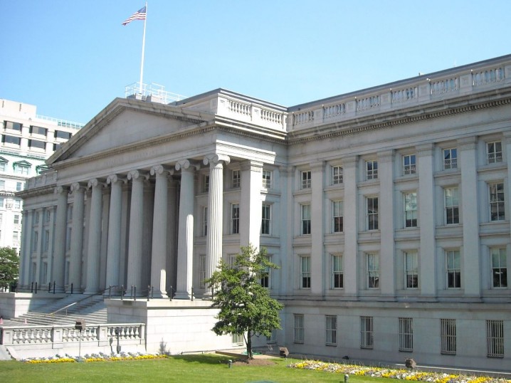 آمریکا 9 فرد و شرکت را به بهانه انتقال نفت ایران تحریم کرد