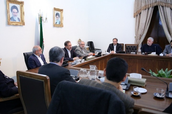 جهانگیری:عزم دولت برحل مشکلات کشور با کمک جوانان است