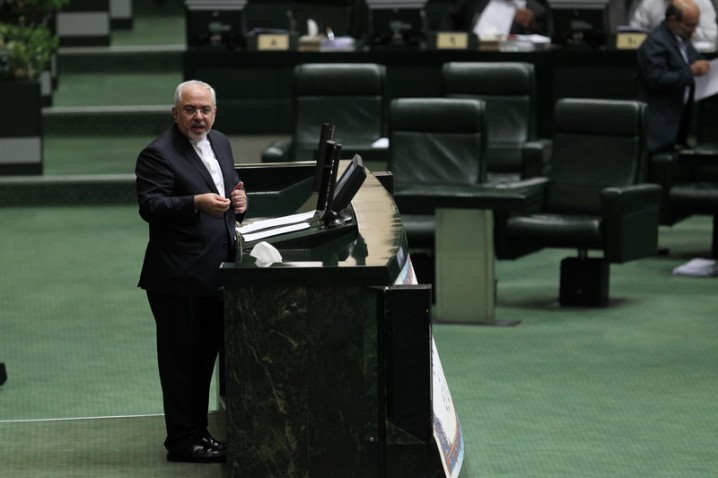 نمایندگان از پاسخ های ظریف به سوال برجامی قانع شدند