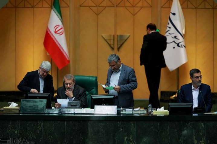 دستور رهبری برای اختصاص 20 درصد منابع صادرات نفت به صندوق توسعه