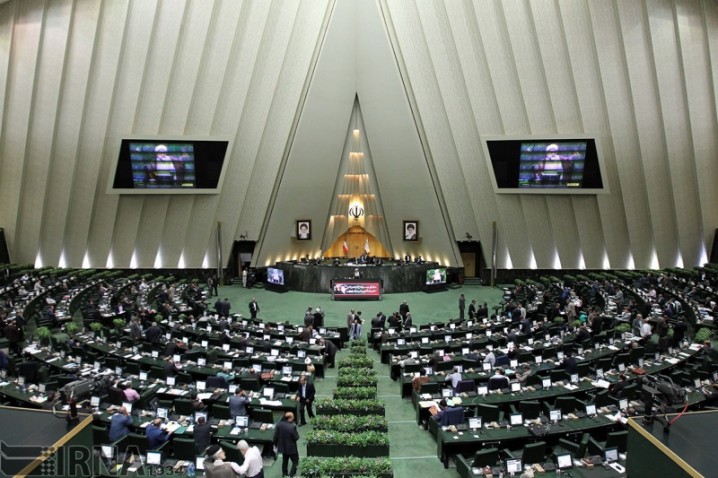 مجلس با اختصاص سهمی از فهرست‌های انتخاباتی به زنان مخالفت کرد