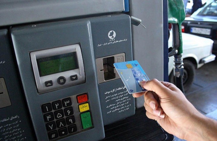 سیاست 2 نرخی شدن، راهکاری موثر در کاهش مصرف و قاچاق بنزین