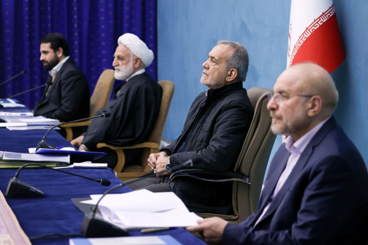 گام اول رفع فیلترینگ: واتساپ و گوگل‌پلی رفع فیلتر شد