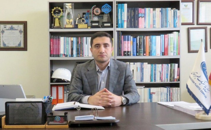 دکتر برمک قنبرپور: با حذف سهمیه‌بندی و مبنای دلاری قیمت‌ها، زمینه قاچاق مواد پتروشیمی ایجاد می‌شود