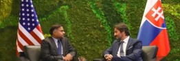 دیدار وزیر دفاع اسلواکی و مقام آمریکایی / براتیسلاوا همچنان به اوکراین سلاح نمی&zwnj;دهد