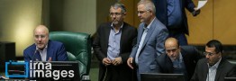 قالیباف: هرگونه قانونگذاری در زمان بررسی لایحه بودجه ۱۴۰۴ کل کشور ممنوع است