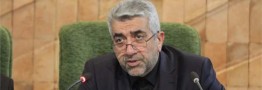روی همه بام&zwnj;های یزد در کنار بادگیرها پنل انرژی خورشیدی نصب شود
