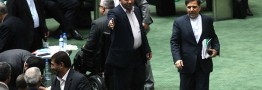 آخوندی باز هم در وزارت راه ماندنی شد
