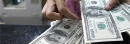 دولت نرخ ارز تعیین نکند