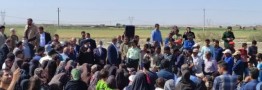 بازدید هوایی رئیسی از زاینده&zwnj;رود و تالاب گاوخونی/گفتگو با اهالی و کشاورزان روستای قلعه&zwnj;بالا