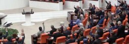 پارلمان ترکیه با تمدید سه ماهه وضعیت فوق العاده موافقت کرد