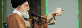 رهبر معظم انقلاب: کسانی که امکانات کشور در اختیار آنها بود یا اکنون هست باید پاسخگو باشند نه مدعی